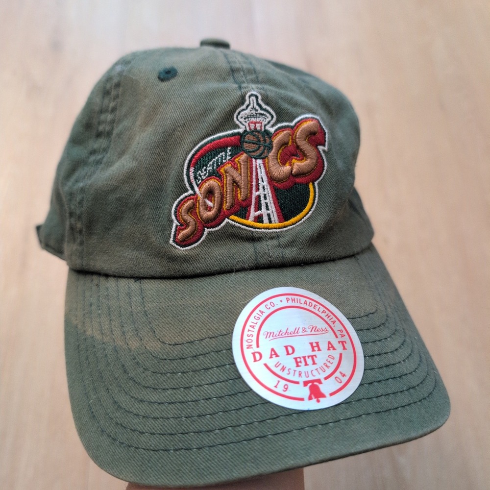 Mitchell & Ness Seattle Supersonics Dad Hat Green NBA Unstructured Strapback Cap